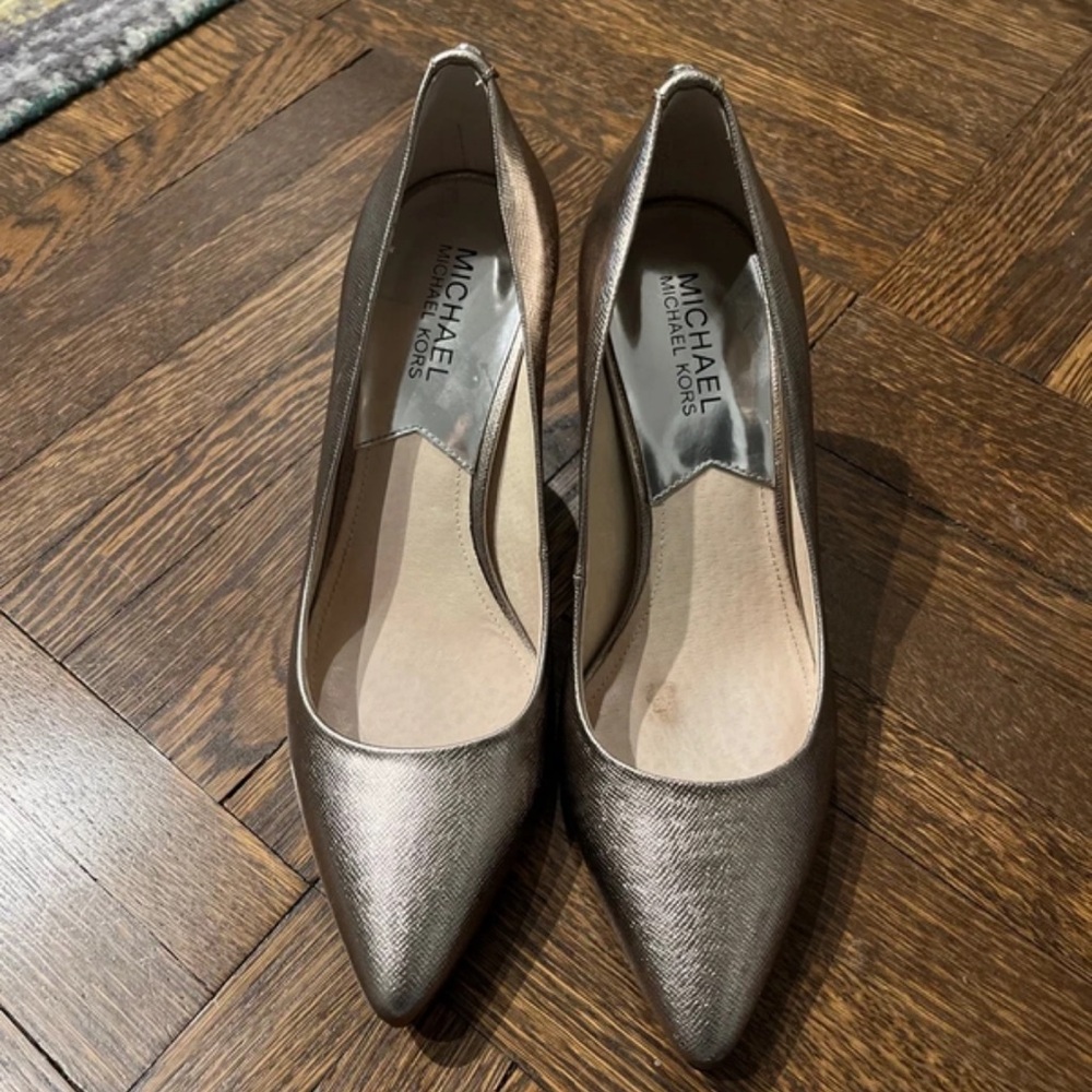 Michael Kors Silver Pointed Toe Heels